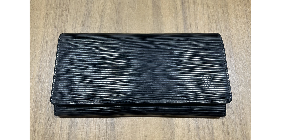 LOUIS VUITTON ルイヴィトン エピ ポルトエン カルト クレディ 長札入れ M63602 ノワール